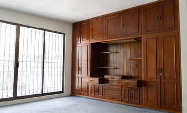 CASA EN VENTA CON CINCO HABITACIONES EN TEAPA