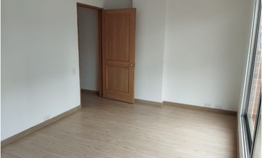 SE VENDE O ARRIENDA  OFICINA CALLE 94