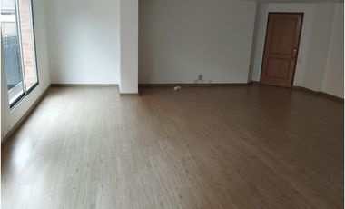 SE VENDE O ARRIENDA  OFICINA CALLE 94