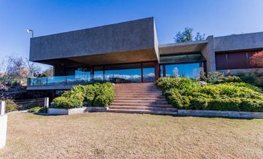 EXCLUSIVA CASA EN  VENTA / CAMINO EL CONDOR/ VITACURA
