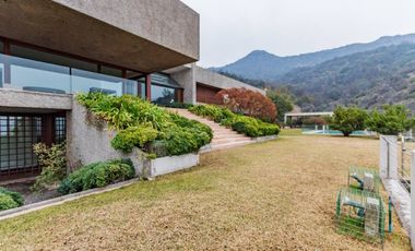 EXCLUSIVA CASA EN  VENTA / CAMINO EL CONDOR/ VITACURA