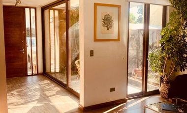 CASA 3 DORM + SERV + QUINCHO + PISCINA CHAMISERO