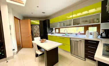 CASA MEDITERRÁNEA 4 DORM + ESCRITORIO + SERVICIO LOS BOSQUES