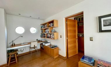 CASA MEDITERRÁNEA 4 DORM + ESCRITORIO + SERVICIO LOS BOSQUES