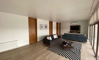 VENTA ESPECTACULAR CASA PIEDRA ROJA NO PERIMETRAL 5DORMITORI