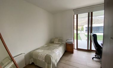 VENTA ESPECTACULAR CASA PIEDRA ROJA NO PERIMETRAL 5DORMITORI
