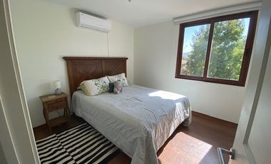CASA 4 DORM 2 EN SUITE + PISCINA Y QUINCHO PIEDRA ROJA