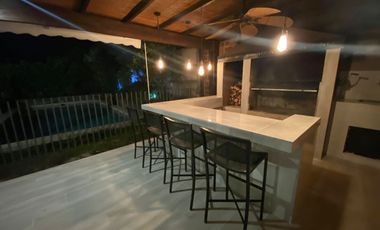 CASA 4 DORM 2 EN SUITE + PISCINA Y QUINCHO PIEDRA ROJA