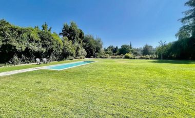 CLUB DE GOLF BRISAS DE CHICUREO A ORILLA DE CANCHA