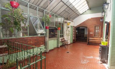 PH 5 dormitorios luminoso con Parrilla  - Sin Expensas - Parque Patricios