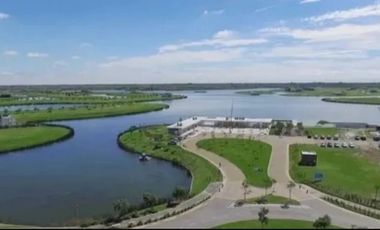 Casa en  Venta/Alquiler 6 Ambientes Puertos del lago Barrio vistas-Escobar-Maschwitz