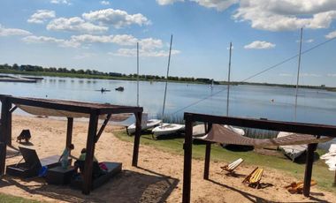 Casa en  Venta/Alquiler 6 Ambientes Puertos del lago Barrio vistas-Escobar-Maschwitz
