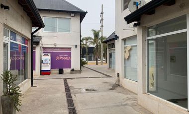 Local en venta en Tierra de Sueños 2