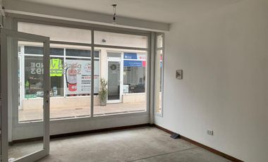 Local en venta en Tierra de Sueños 2