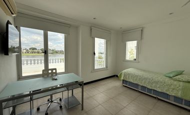 Casa Los Castores, Nordelta amoblada al lago