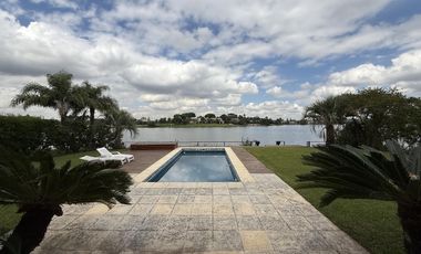 Casa Los Castores, Nordelta amoblada al lago