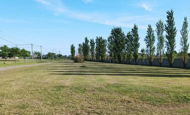 Terreno -  Futbol -  Tenis - Plaza - Gas natural