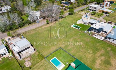 Terreno -  Futbol -  Tenis - Plaza - Gas natural