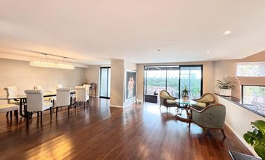 VENTA DE CASA EN FRACCIONAMIENTO EN LOMAS COUNTRY 3 RECAMARAS CON TERRAZA CON PANELES SOLARES