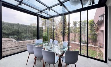 VENTA DE CASA EN FRACCIONAMIENTO EN LOMAS COUNTRY 3 RECAMARAS CON TERRAZA CON PANELES SOLARES