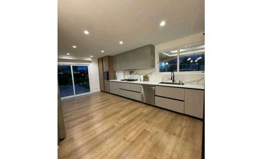 SE VENDE CASA EN VILLA LUCRE- ALTOS DE SAN RAFAEL REMODELADA 397m2 JP