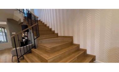 SE VENDE CASA EN VILLA LUCRE- ALTOS DE SAN RAFAEL REMODELADA 397m2 JP