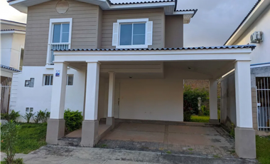 PLAYA DORADA / RESIDENCIAL PLAYAMAR / 188 M2 / 4 HABITACIONES