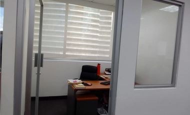 SE ALQUILA OFICINA