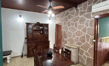 Casa en venta en Quilmes Este