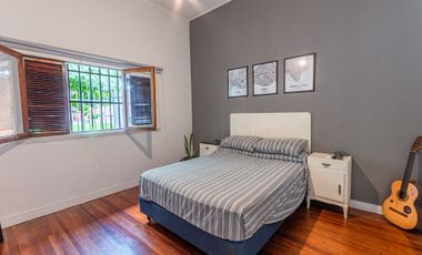 VENTA CASA 2/3 AMB C/ JARDIN Y GARAGE PARA 4 AUTOS