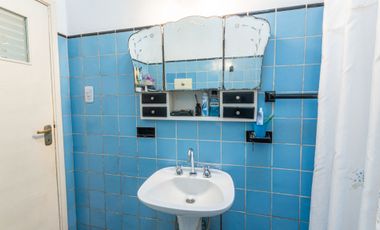 VENTA CASA 2/3 AMB C/ JARDIN Y GARAGE PARA 4 AUTOS