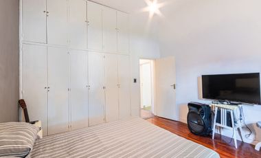 VENTA CASA 2/3 AMB C/ JARDIN Y GARAGE PARA 4 AUTOS