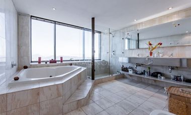 Oficina en Venta en A pasos del Parque Arauco y Open Kennedy