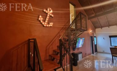 Venta Casa  3 ambientes con cochera y patio en Wilde (25208)