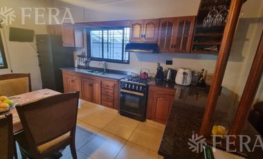 Venta Casa  3 ambientes con cochera y patio en Wilde (25208)