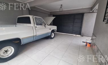 Venta Casa  3 ambientes con cochera y patio en Wilde (25208)