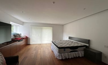 Excelente casa ubicada en Fairway