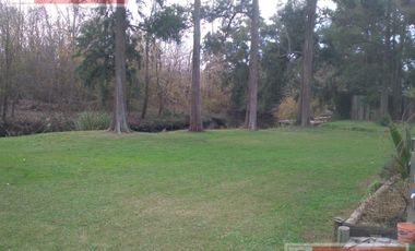 Alquiler Semanal   Unica casa a orillas del arroyo gran parque , amoblada, parrilla fogon galeria  s/ predio de 3000 m2