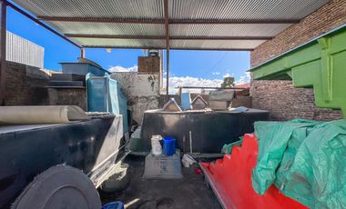 Galpón en venta, 300 m2, Mercado de Concentración Fisherton