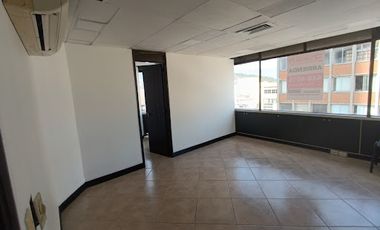 ARRIENDO de OFICINAS en MedellÃ­n