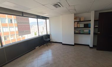 ARRIENDO de OFICINAS en MedellÃ­n