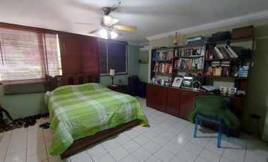 Venta de propiedad comercial esquinera en Avenida del Bombero