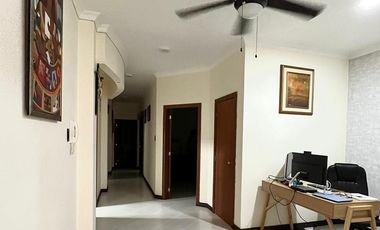 Se vende cómodo departamento en primer piso en Kennedy Norte