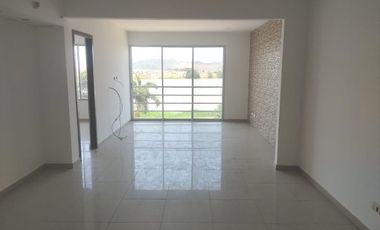 Venta de departamento frente al río en urbanización cerrada