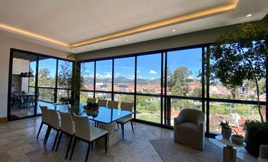 LUJOSO PENTHOUSE EN VENTA, en Cuenca