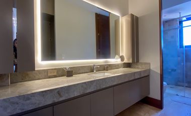 LUJOSO PENTHOUSE EN VENTA, en Cuenca