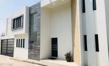 CASA EN VENTA EN EL CENTRO DE OAXTEPEC, YAUTEPEC, MORELOS.