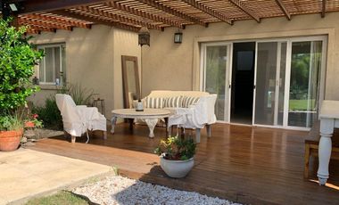 Casa en venta en San Alfonso Pilar del Este | VCO Propiedades