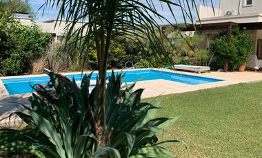 Casa en venta en San Alfonso Pilar del Este | VCO Propiedades