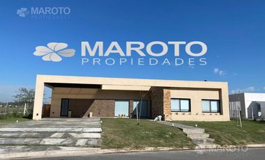 Casa en venta con renta en Barrio San Sebastian - Escobar - MAROTO PROPIEDADES